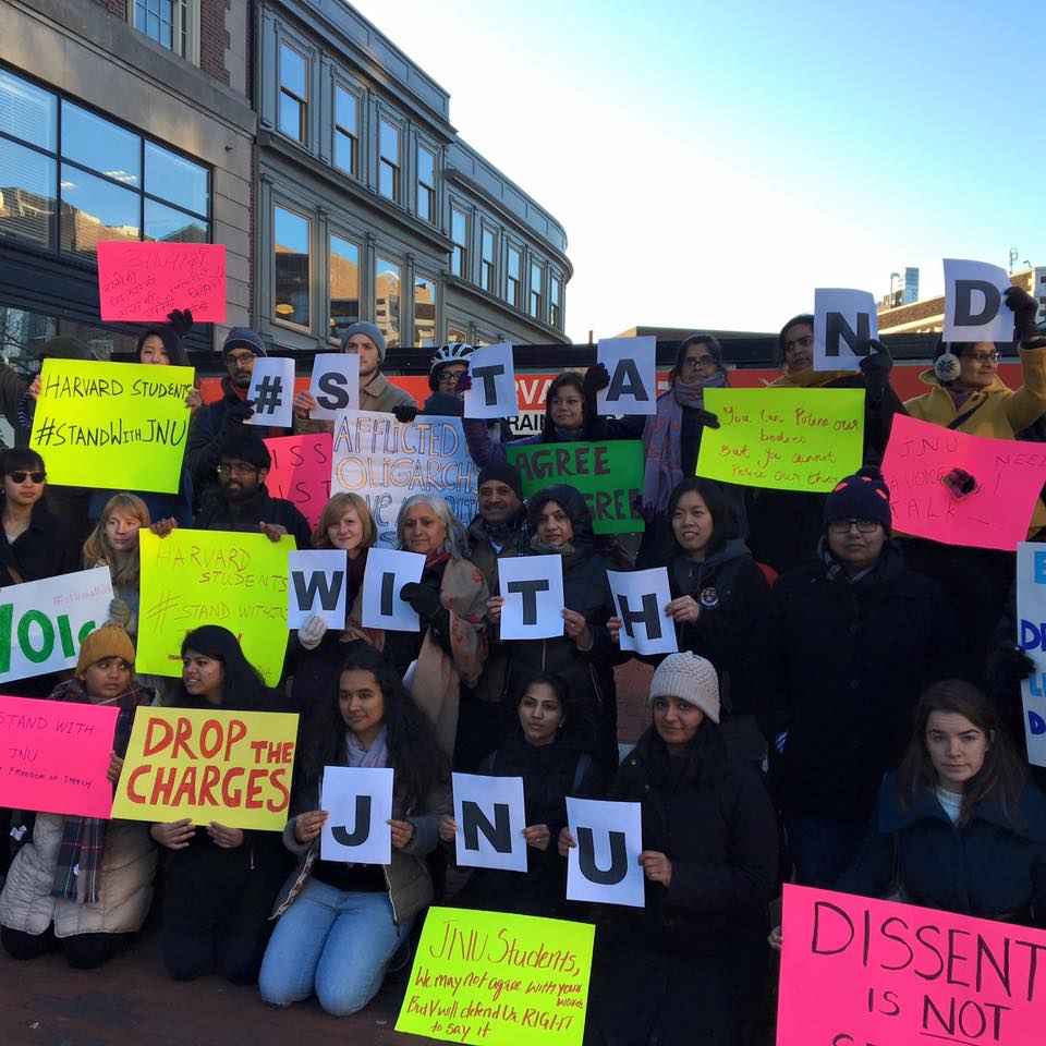 Harvard University students rally to express their support for JNU students (Photo: Swati Gupta)